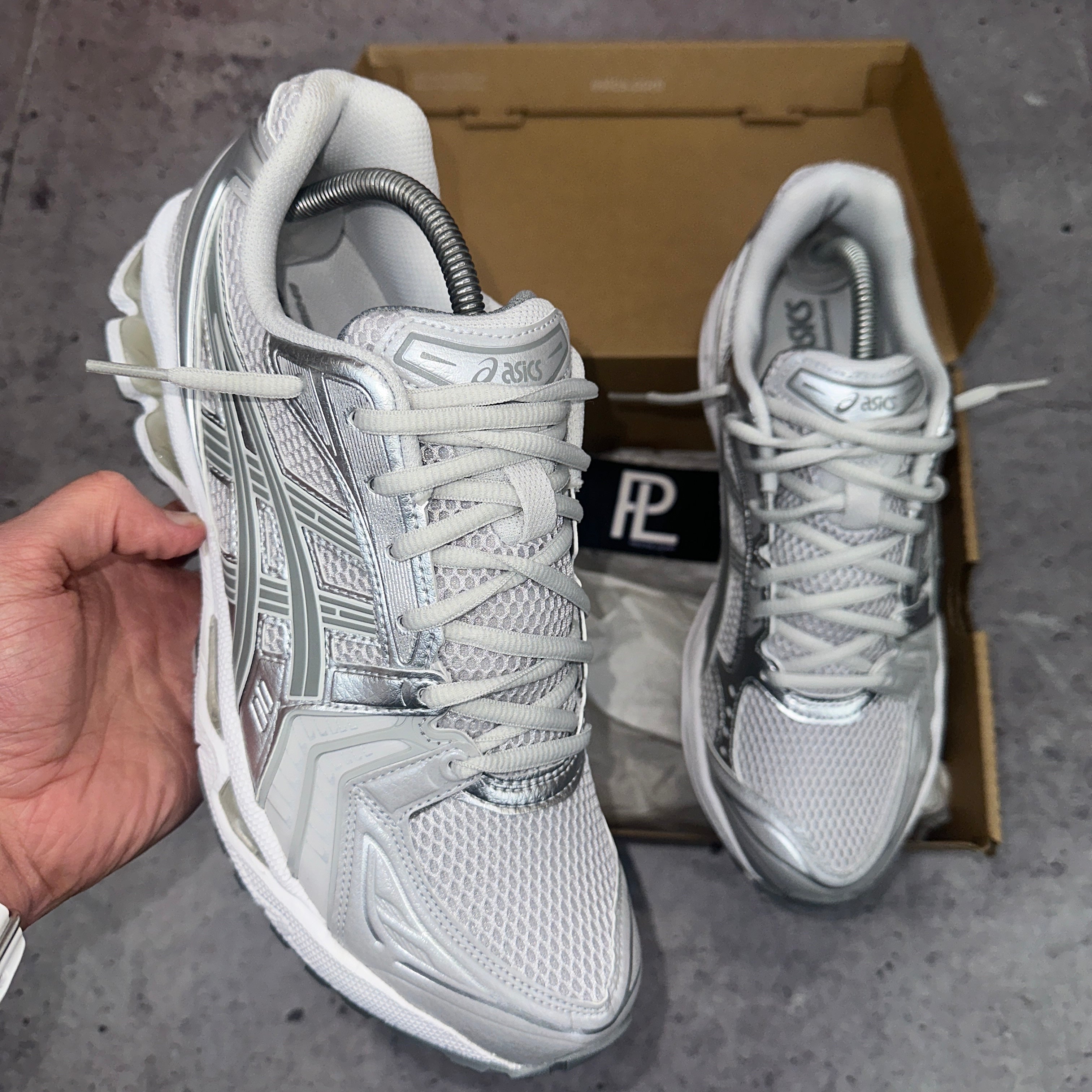 ASICS GEL KAYANO
