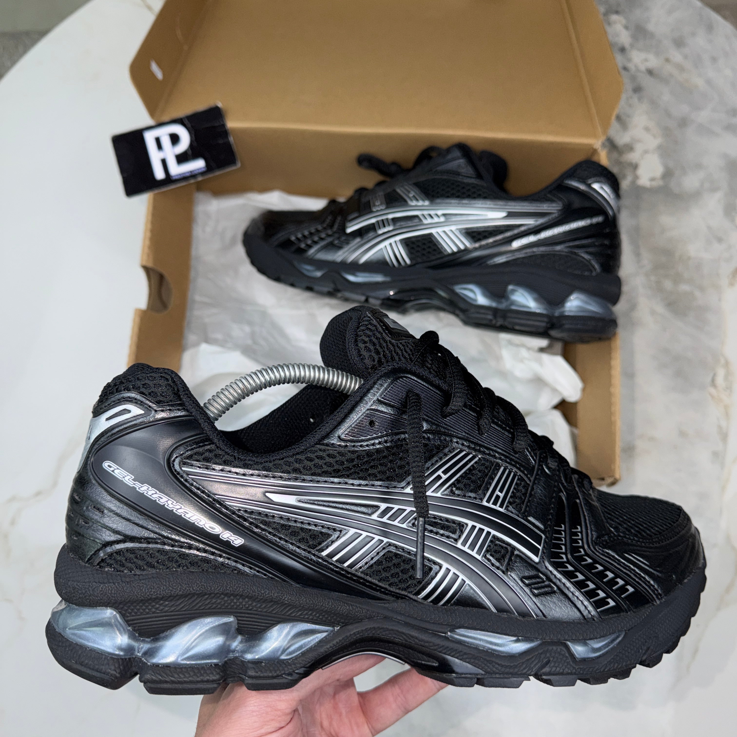 ASICS GEL KAYANO