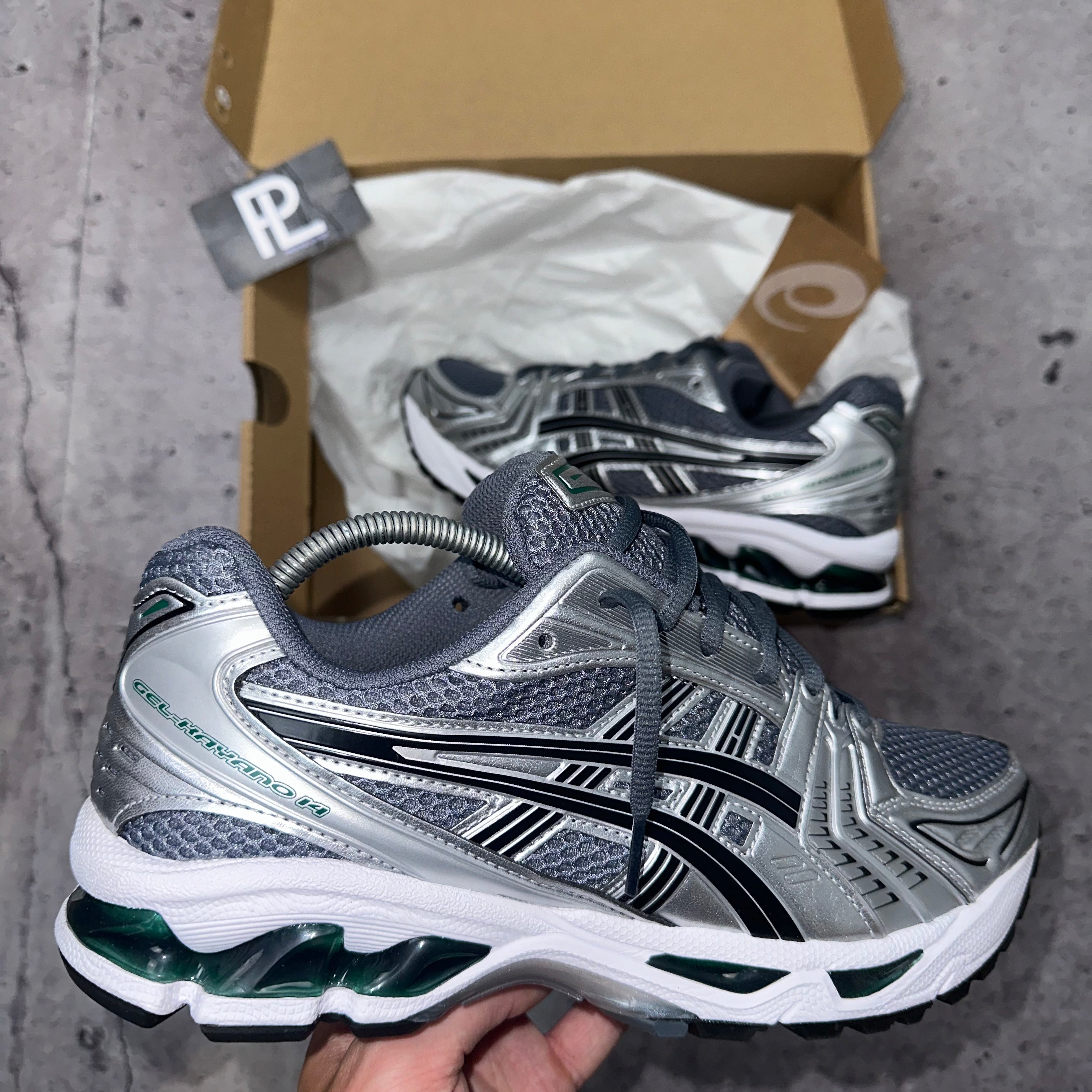 ASICS GEL KAYANO